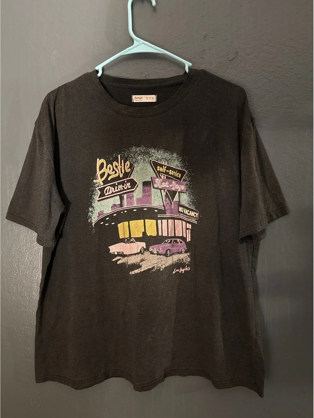 Romwe Black Vintage Style Graphic T-Shirt Size Small